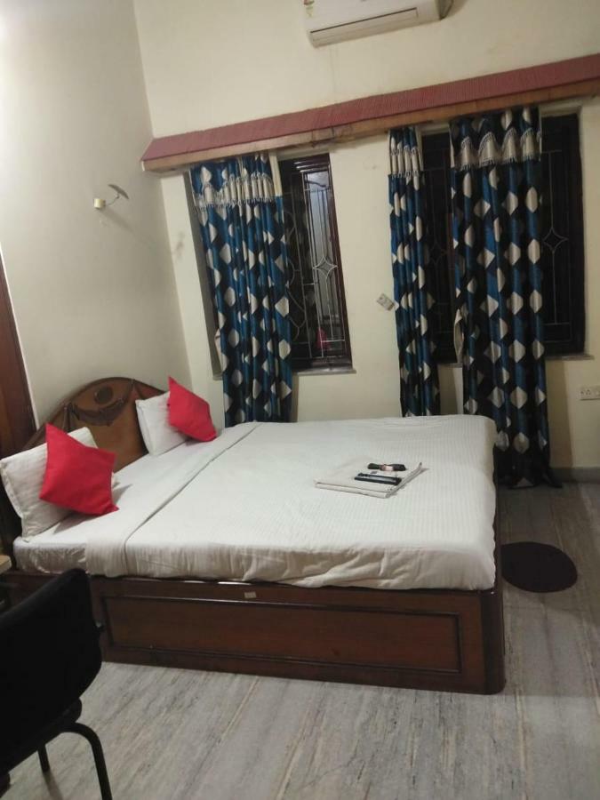 Raviz Inn Calcutta Exterior foto
